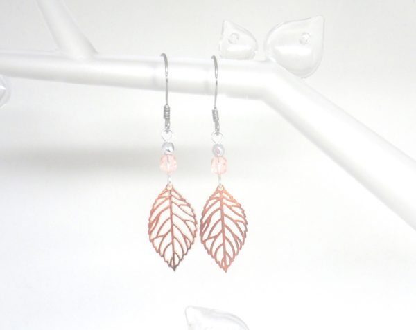 boucles d'oreilles minimalistes feuilles et perles estampes mariage cérémonie argenté rose gold rose