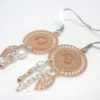 Boucles d'oreilles or rose gold blanc opale irisé argenté estampes rosaces feuilles pendentifs gouttes création Odacassie