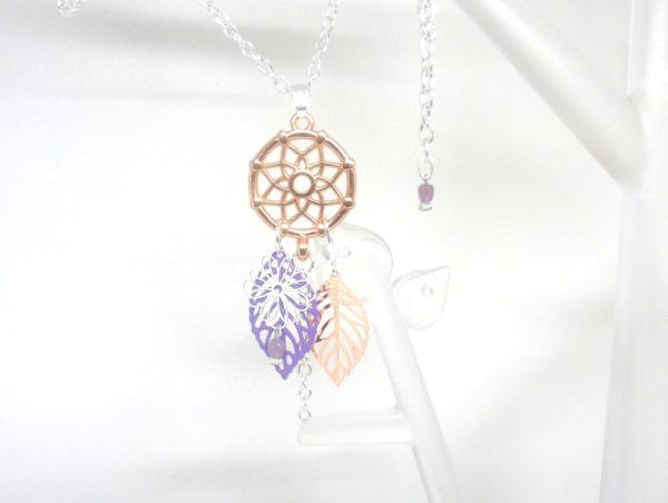 Collier attrape-rêves dreamcatcher bijou de tête feuilles fleur perles or rose rose gold argenté lilas mauve création édition limitée Odacassie