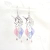 Boucles d'oreilles argentées rose bleu lavande gris bleuté mauve etampes feuilles sequins paillettés girly chic par Odacassie les créations de Cassandre bijoux et accessoires faits main bijoux poéiques bohèmes romantiques