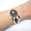 Bracelet cœur noir blanc argenté fines estampes feuilles plume esprit attrape-rêves dreamcatcher bijou en édition limitée par Odacassie les créations de Cassandre bijoux et accessoires faits main bijoux poétiques bohèmes romantiques