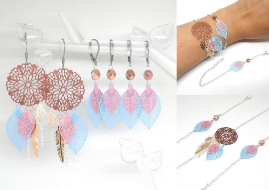 Bijoux mariage mère filles esprit bohème chic boucles d'oreilles et bracelets fines estampes rosaces et feuilles tons cuivré doré argenté bleu clair et rose pâle bijoux mariée sur mesure par Odacassie les créations de Cassandre bijoux et accessoires faits main bijoux poétiques bohèmes romantiques