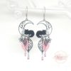 Boucles d'oreilles chats sur la lune noir rose acier inox par Odacassie