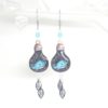 Boucles d'oreilles baleines ampoules électriques bleu noir rose fuchsia vert anis doré argenté bateaux origami étoiles feuilles perles acier inoxydable par Odacassie les créations de Cassandre bijoux et accessoires faits main bijoux poétiques bijoux bohèmes bijoux romantiques idée cadeau femme