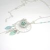 Bijou de grossesse turquoise clair vert d'eau et argenté avec cage coeurs feuilles plume petits pieds oiseau colibri perles en verre de Bohême bola de grossesse pièce unique sur mesure par Odacassie les créations de Cassandre bijoux et accessoires faits main idée cadeau grossesse idée cadeau femme enceinte idée cadeau naissance