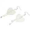 Boucles d'oreilles cœurs argentés feuilles perles stardust poussière d'étoile perles en verre de Bohême boucles d'oreilles Saint Valentin amoureux par Odacassie les créations de Cassandre bijoux et accessoires faits main bijoux romantiques bijoux bohèmes bijoux poétiques pièce unique