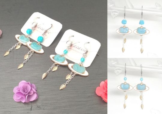 Boucles d'oreilles coeurs et planètes galaxie chips de turquoise ou perles en verre de Bohême au choix acier inoxydable par Odacassie les créations de Cassandre bijoux et accessoires faits main bijoux poétiques bijoux bohèmes bijoux romantiques idée cadeau femme