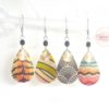 Boucles d'oreilles pailletées gouttes doré motif au choix tigre rayures vagues japonaises multicolore collection fêtes de fin d'année 2019 5 crochets d'oreilles acier inoxydable édition limitée par Odacassie les créations de Cassandre bijoux et accessoires faits main bijoux poétiques bijoux bohèmes bijoux romantiques idée cadaeau femme idée cadeau femme Noël