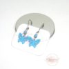 Boucles d'oreilles papillons enfant estampes perles couleur au choix dormeuses en acier inoxydable acier chirurgical antiallergène antiallergie hypoallergénique par Odacassie les créations de Cassandre bijoux et accessoires faits main bijoux poétiques bijoux bohèmes bijoux romantiques idée cadeau petite fille idée cadeau fillette idée cadeau enfant bijou enfant