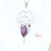 Sautoir fleurs blanches avec fines estampes feuilles mauves et violettes petit oiseau colibri ou colombe long collier esprit attrape-rêves dreamcatcher boucles d'oreilles coordonnées bijoux en édition très limitée par Odacassie les créations de Cassandre bijoux et accessoires faits main bijoux poétiques bijoux bohèmes bijoux romantiques idée cadeau femme