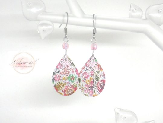 Boucles d'oreilles petites gouttes fleuries fleurs perles acier inoxydable par Odacassie