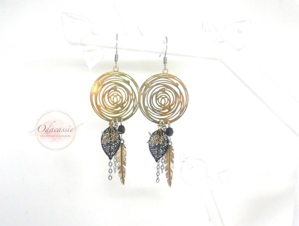 Boucles d'oreilles spirales dorées et noires oiseaux origami plumes feuilles perles esprit attrape-rêves par Odacassie