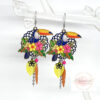 Boucles d'oreilles toucans fleurs tropicales multicolores par Odacassie