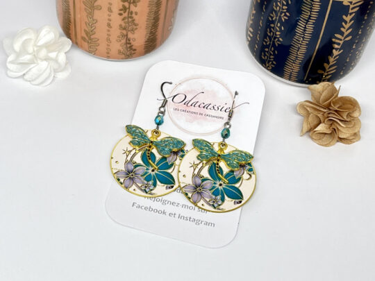 Boucles d'oreilles libellules sur fleurs par Odacassie