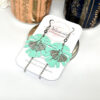 Boucles d'oreilles ginkgo et monstera vert menthe argenté estampes perles par Odacassie