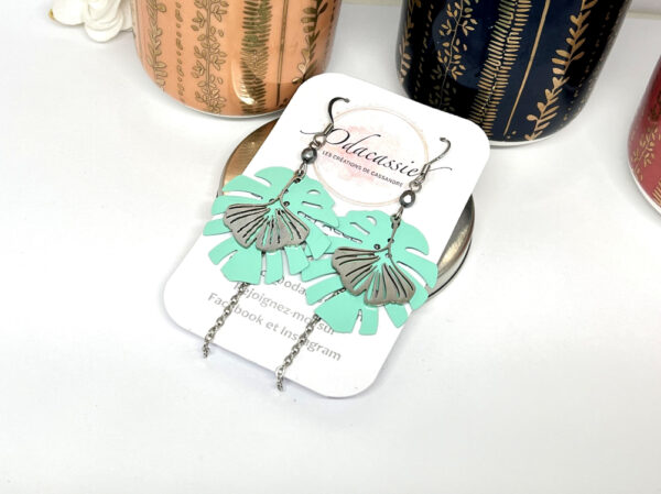 Boucles d'oreilles ginkgo et monstera vert menthe argenté estampes perles par Odacassie