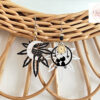 Boucles chats noirs lune feuilles étoiles rosace perles asymétriques blanc noir doré par Odacassie